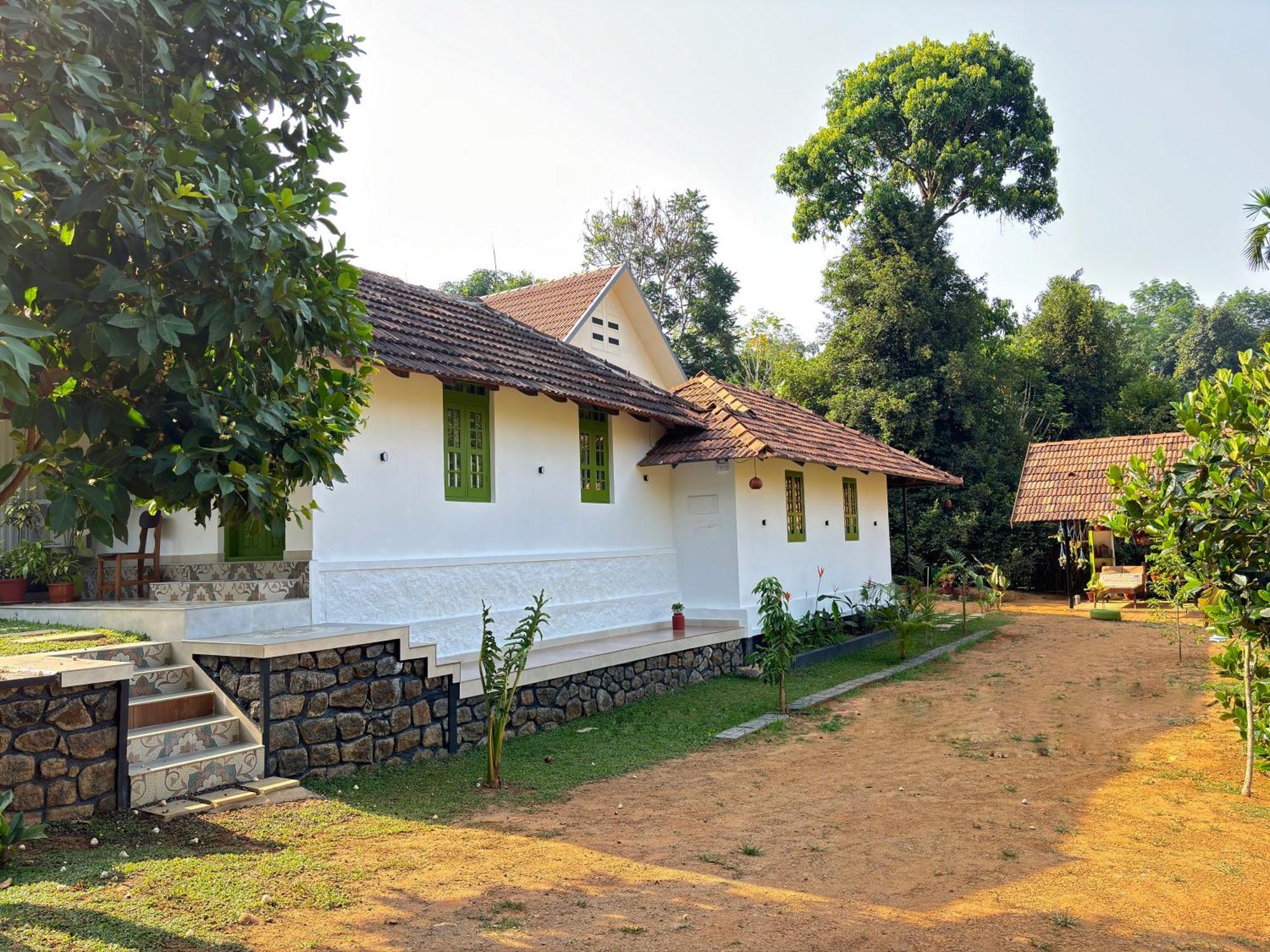 Calm Shack - 2 Bedroom-Boutique Farm Stay Munnar Exterior foto